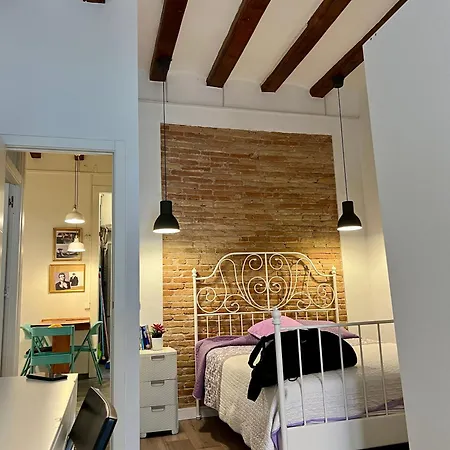 Apartment Bonito Apartamento En Raval Bcn Cerca De Todo Barcelona