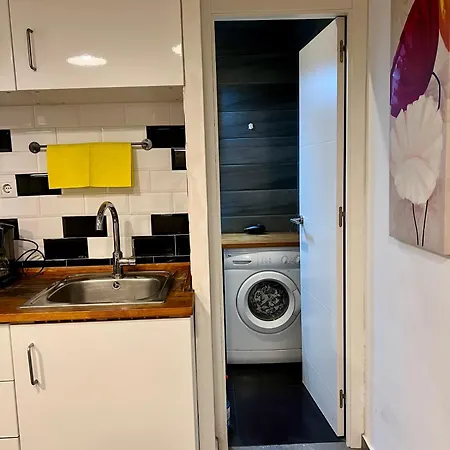 Apartment Bonito Apartamento En Raval Bcn Cerca De Todo Barcelona