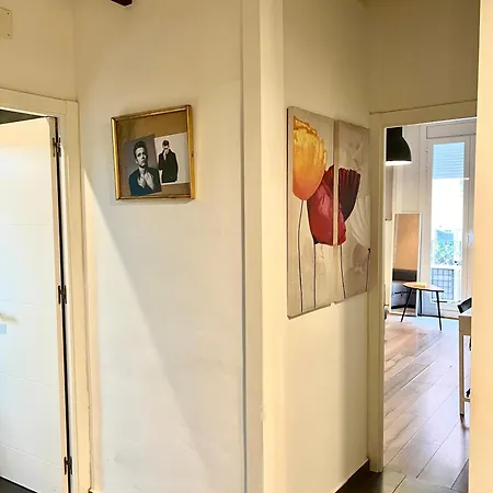 Apartment Bonito Apartamento En Raval Bcn Cerca De Todo