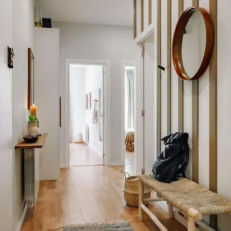 Apartment Luiza - 3 Bedroom In Eixample Dreta