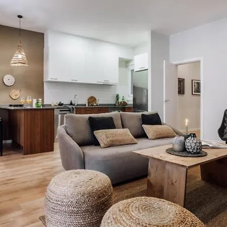 Luiza - 3 Bedroom In Eixample Dreta Apartment *