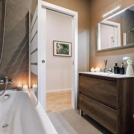 Luiza - 3 Bedroom In Eixample Dreta Barcelona
