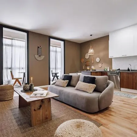 Apartment Luiza - 3 Bedroom In Eixample Dreta