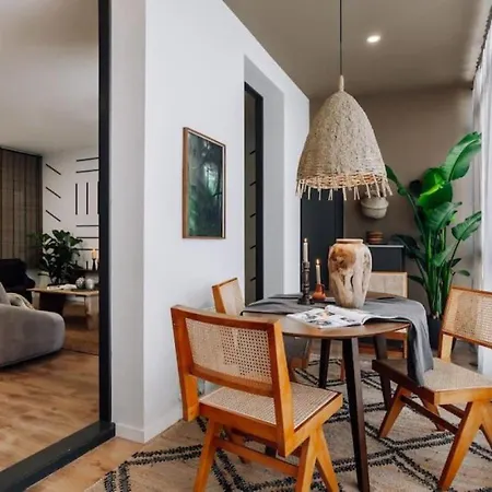 Apartment Luiza - 3 Bedroom In Eixample Dreta