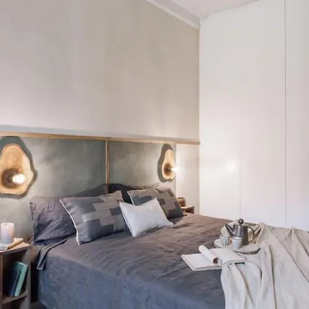 Ulindi - 2 Bedroom With Balcony In Eixample Esquerra Apartment *