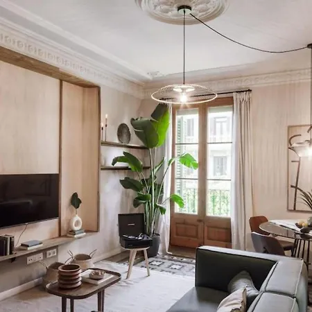 Apartment Ulindi - 2 Bedroom With Balcony In Eixample Esquerra *