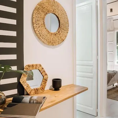 Bambuti - 3 Bedrooms And Balcony In Passeig Sant Joan Apartment Barcelona