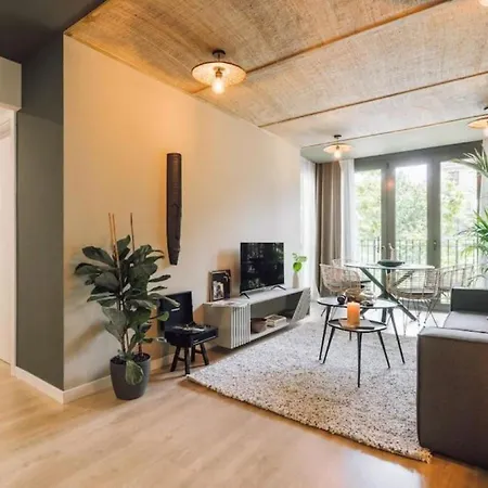 Tagbu - 2 Bedroom And Balcony In Eixample Dreta Lägenhet *