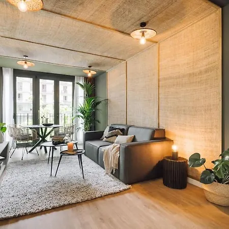 Tagbu - 2 Bedroom And Balcony In Eixample Dreta Lägenhet *