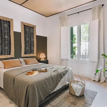 Bambuti - 3 Bedrooms And Balcony In Passeig Sant Joan Apartment Barcelona