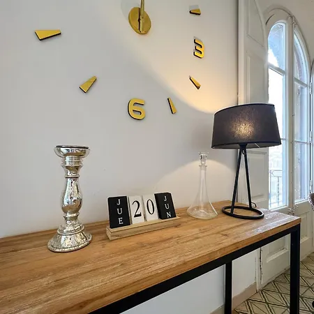 Apartment U-nique Comte Urgell *