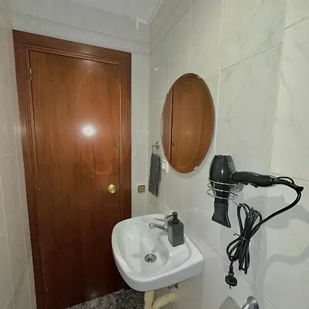 Apartment Leon House Apartamento *