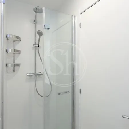 Wonderful For 6 Apartment Barcelona