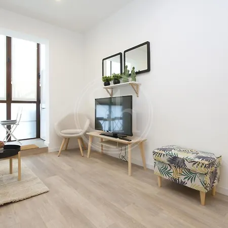 Wonderful For 6 Apartment