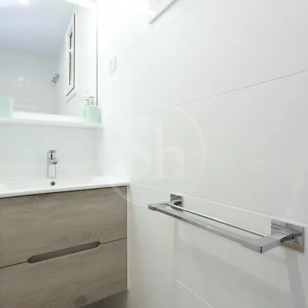 Apartment Wonderful For 6 Barcelona