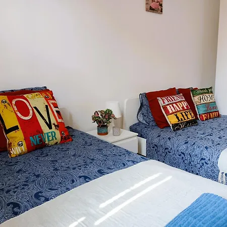 Private By El Born Hostel *