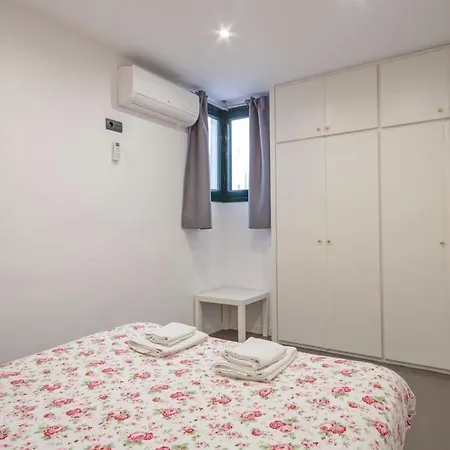 Comtal 1 Hab 53 - Sant Antoni