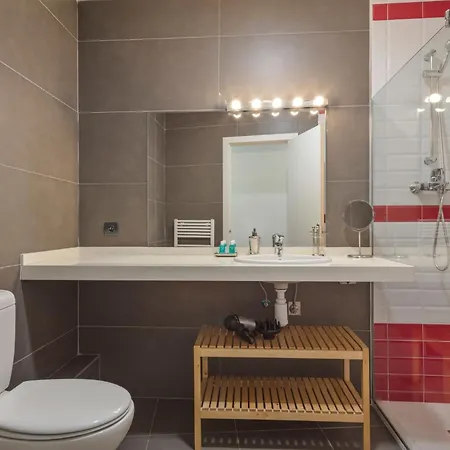 Comtal 1 Hab 53 - Sant Antoni Barcelona