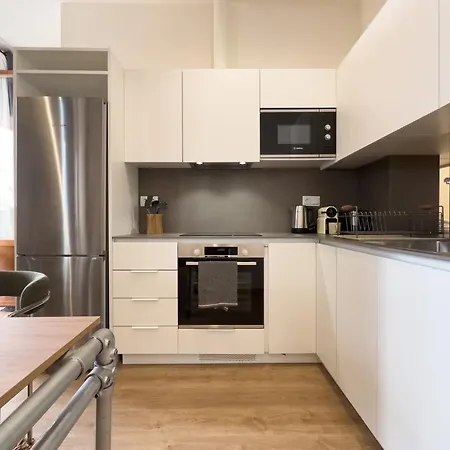 Apartment Urbandream Gothic Aartments & *