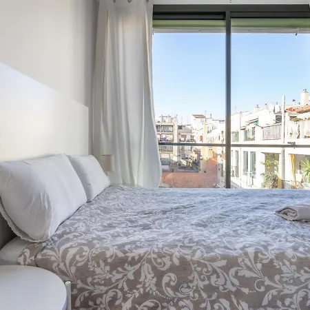 Хостел Private Near Las Ramblas Барселона