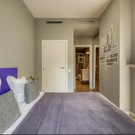 Stylish And Centric 2-bedroom In Eixample &terrace P2 Lägenhet