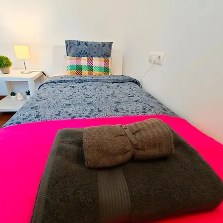 Heart Of Ghotic Private Hostal *