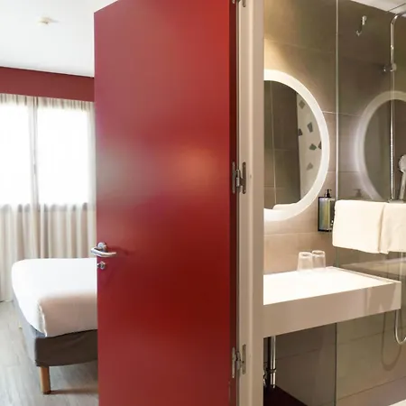 Ibis Styles Bogatell 2*