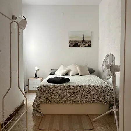 Privada En Piso Compartido Lepanto * Barcellona