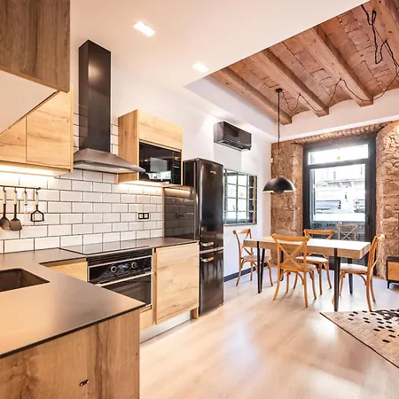 Midtown Luxury By Sweett Apartment