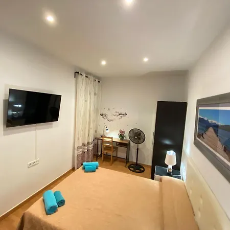 Gran Via Bed & Breakfast *