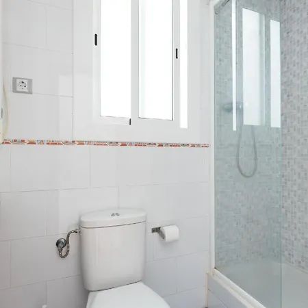 Fuer 3 Personen Ca 38 Qm In Barcelona-gracia, Costa Brava Costa Del Maresme