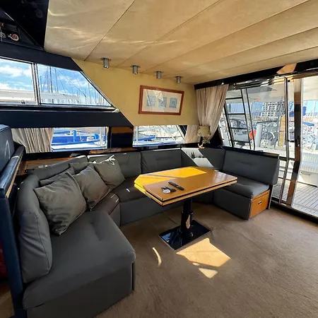 Yacht Sherte Πλωτό κατάλυμα Βαρκελώνη