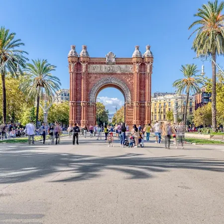 Apartment Renovated El Born 2br Wbalcony Nr Arc De Triomf Bcn-38 Barcelona