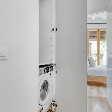 Apartment Renovated El Born 2br Wbalcony Nr Arc De Triomf Bcn-38 *