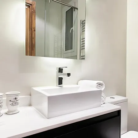 Midtown Luxury By Sweett Apartment *