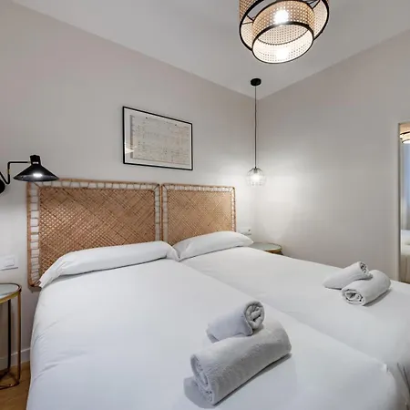 Bebarceloner Eixample - 4 Bedrooms Lägenhet Barcelona