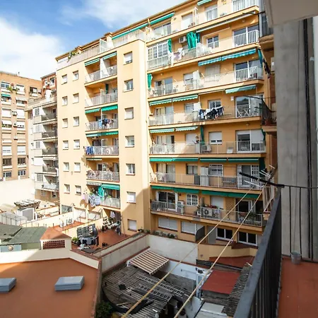 24mal1073-marvellous 2br Flat Near Sagrada Familia