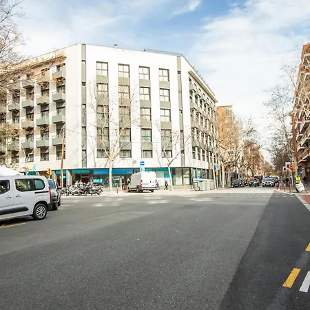 24mal1073-marvellous 2br Flat Near Sagrada Familia Apartment Barcelona