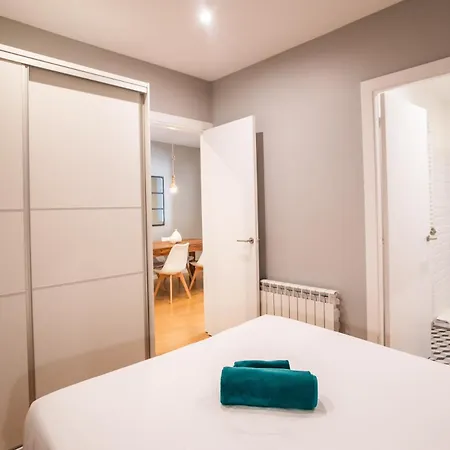 24mal1073-marvellous 2br Flat Near Sagrada Familia Apartment *