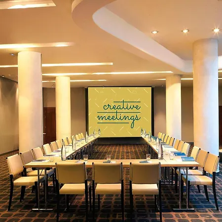 Le Meridien Hotel 5*