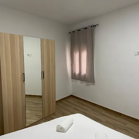 Tarradellas Sants Estació