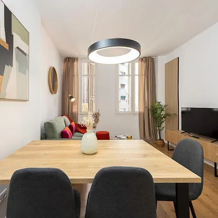 Charming 2br In Trendy Gracia Lägenhet Barcelona