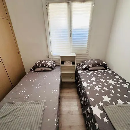 Gloria Apartment *