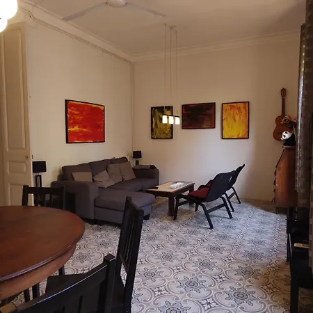 Spacious Aptmt Close To Pl Universidad And Pl Catalunya, 2,5 Bedrooms, Balcony, Heating, Elevator Min 31 Nights Apartment Barcelona