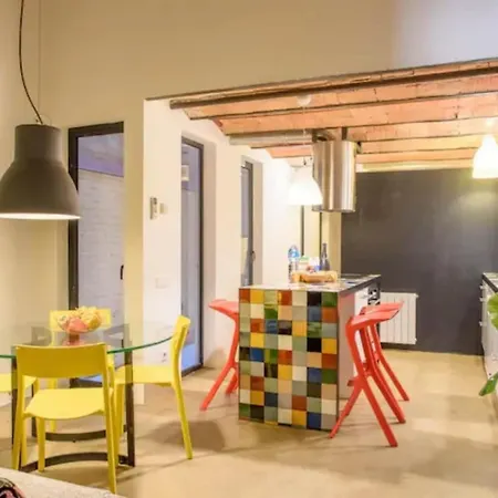 Ramblas Charming & Modern2br Loft In Gracia 10m Parcgueell Apartment Barcelona