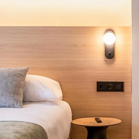Appart hôtel Atenea Calabria Barcelone