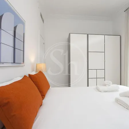 Wonderful For 6 Apartment Barcelona