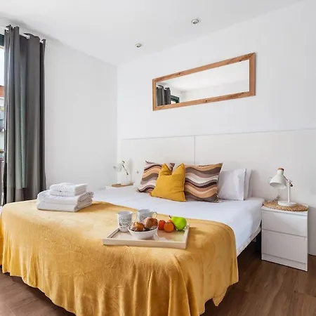 Liceu G1 Apartmán *