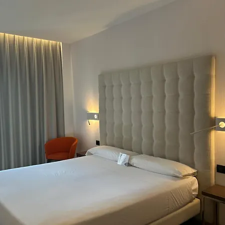 Hotel Chi 3*