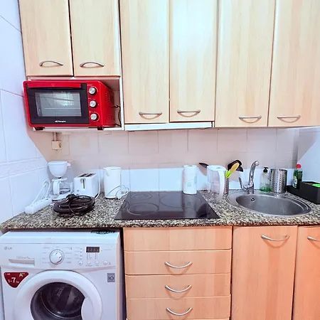 شقة Amazing And Stylish Flat For 4 People With Breakfast Included 2 Blocks Away From Poblenou